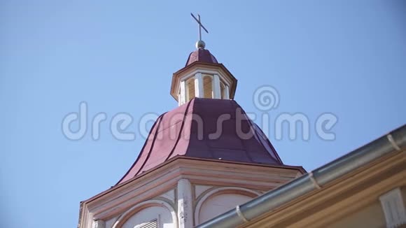 拉托维亚的老里加教堂和房子视频的预览图