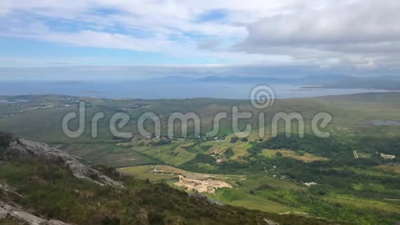 从爱尔兰迪亚蒙山看风景视频的预览图