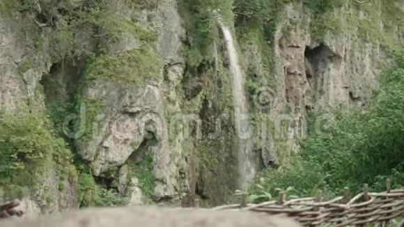 在蜜瀑布复合体的瀑布景观视频的预览图