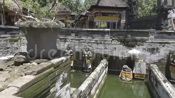GoaGajah或大象洞位于印度尼西亚Ubud附近的巴厘岛它建于9世纪视频的预览图