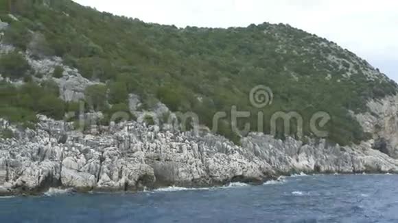靠近希腊落基海岸视频的预览图