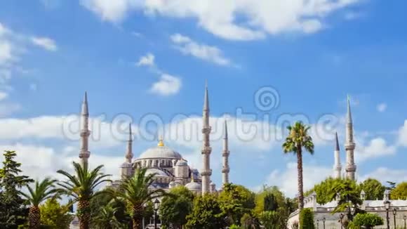 土耳其伊斯坦布尔市蓝色清真寺或Sultanahmet户外活动时间的延长视频的预览图