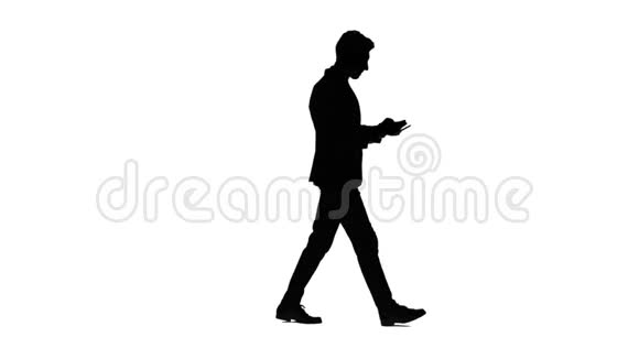 商人走路竖起大拇指笔记本自拍白色背景剪影侧视图视频的预览图