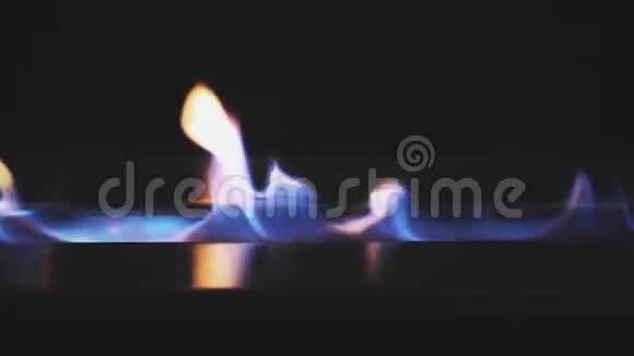 燃烧生物壁炉关闭火焰视频的预览图