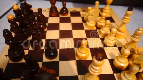 下棋慢动作视频的预览图
