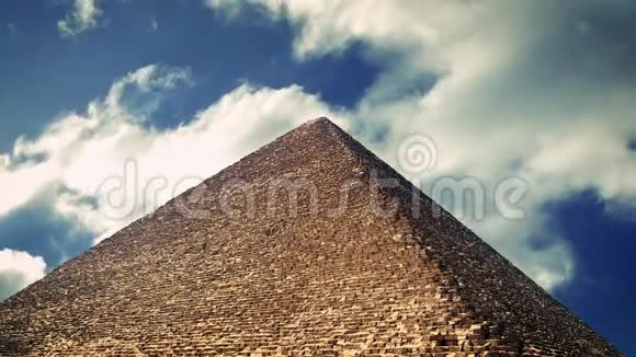 吉萨大金字塔视频的预览图