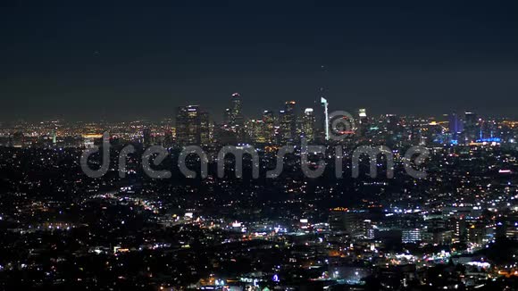 洛杉矶的城市夜景视频的预览图