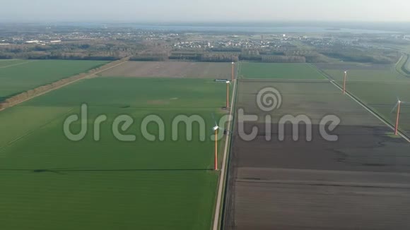 荷兰发电风车阿尔米尔视频的预览图