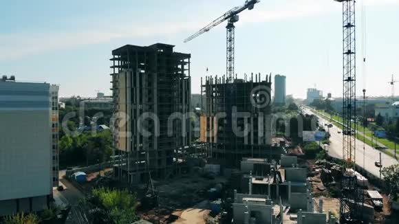 建筑工地和塔吊视频的预览图