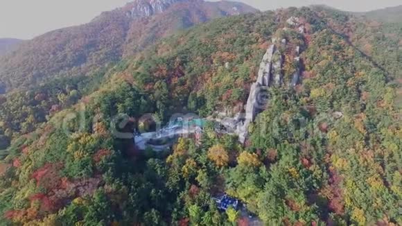 2017年秋季韩国釜山盖姆杰翁山西布林寺视频的预览图