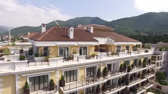 摄政酒店蒂瓦特黑山波尔图黑山地区高空作业视频的预览图