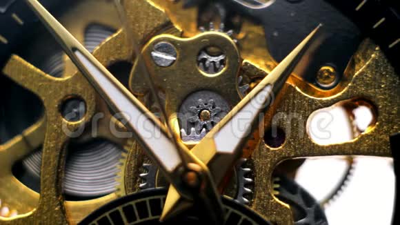在时钟机制的背景下即将到来的时钟之手视频的预览图