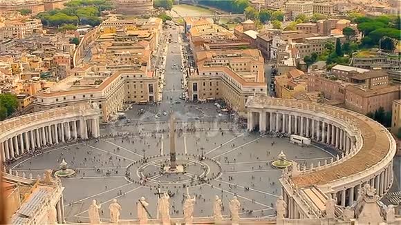 梵蒂冈的主要广场有方尖碑俯视视频的预览图
