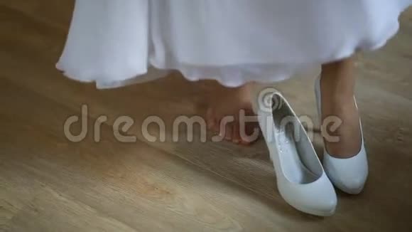 新娘化妆鞋视频的预览图