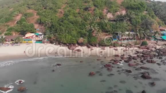 鸟瞰果阿的卡拉查海滩印度视频的预览图