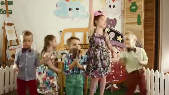 儿童舞蹈晚会视频的预览图