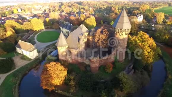 德国克莱德林堡4k空中无人机视频视频的预览图