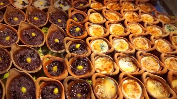 市场上的泰国甜点视频的预览图