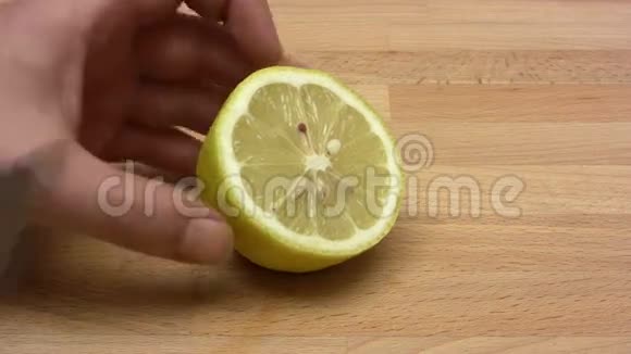 柠檬片视频的预览图