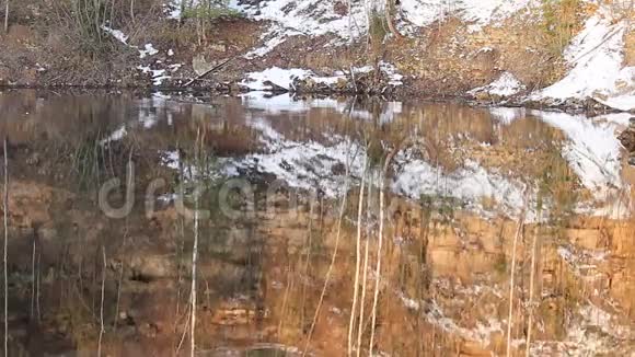 湖边的雪视频的预览图