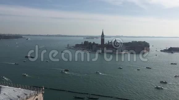 威尼斯全景鸟瞰图意大利欧洲古城全景早晨视频的预览图