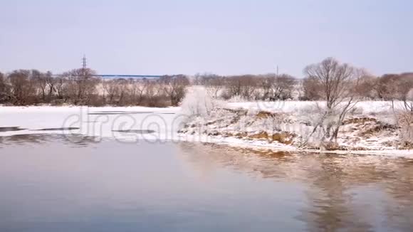 莫斯科河畔视频的预览图