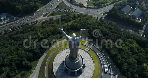 基夫UKRAINE2018年7月20日空中景观祖国视频的预览图