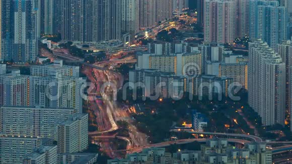 交通灯带城市景观时间推移视频的预览图