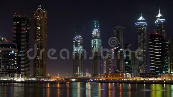 商务湾迪拜之夜时光流逝视频的预览图