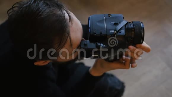 摄影摄像师专业摄影摄像师摄影摄像师视频的预览图