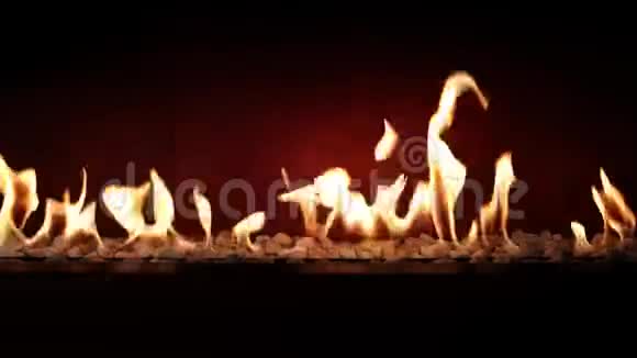 木炭燃烧缓慢橙色火焰在舒适的原木壁炉在惊人的令人满意的可爱的气氛接近视频的预览图