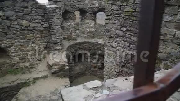 石墙古堡视频的预览图