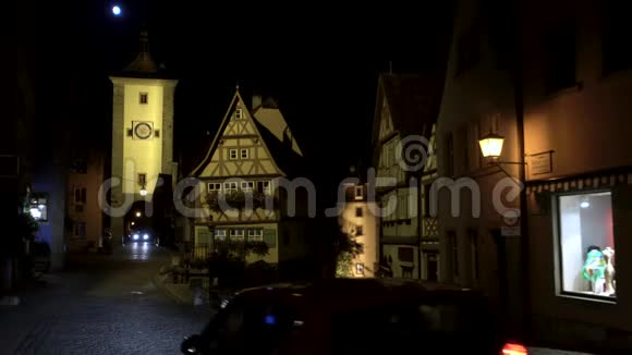 著名的夜间钟楼德国罗滕伯格奥伯视频的预览图