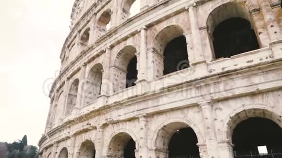 斗兽场特写镜头库存世界著名的地标和意大利罗马的象征意大利竞技场视频的预览图