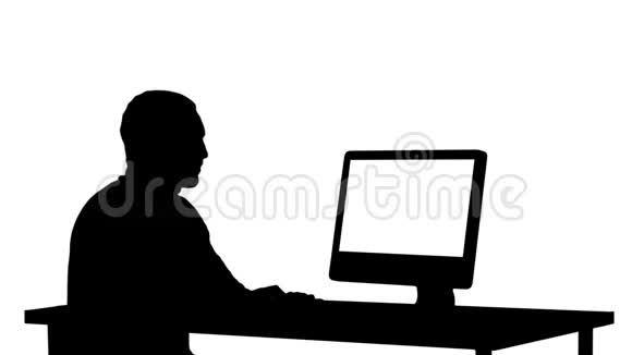 剪影人在电脑上打字视频的预览图