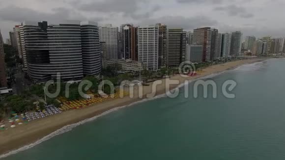 鸟瞰巴西塞拉州福塔莱萨市视频的预览图