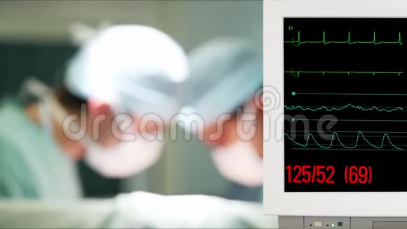 手术室生命体征监测视频的预览图