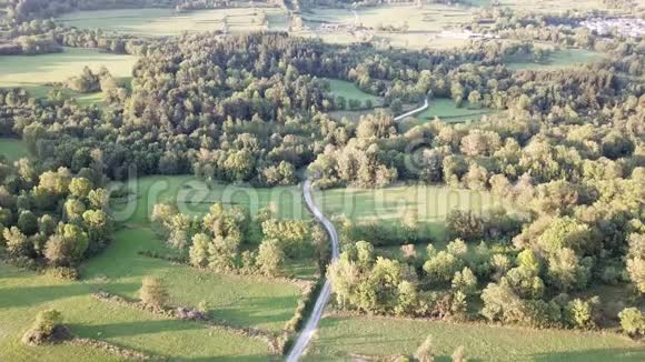 法国比利牛斯格罗夫的空中观景台视频的预览图