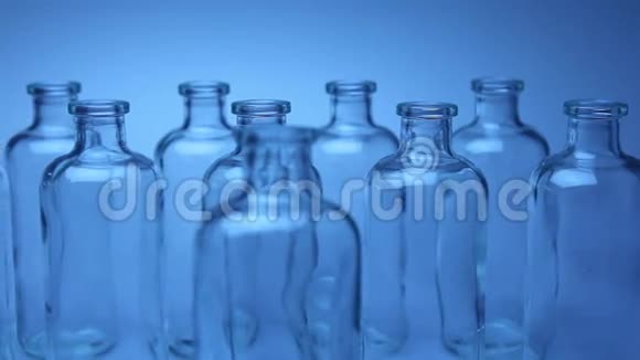 空瓶子2视频的预览图