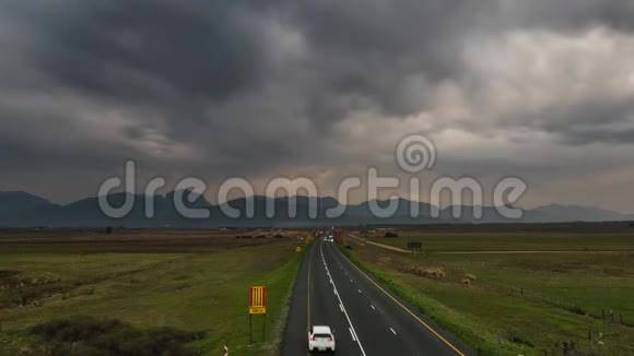 南非国家道路N1视频的预览图