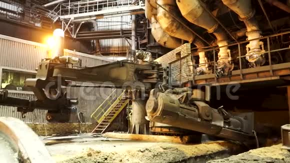 热轧钢生产工艺在钢厂重工理念库存录像制造工厂视频的预览图