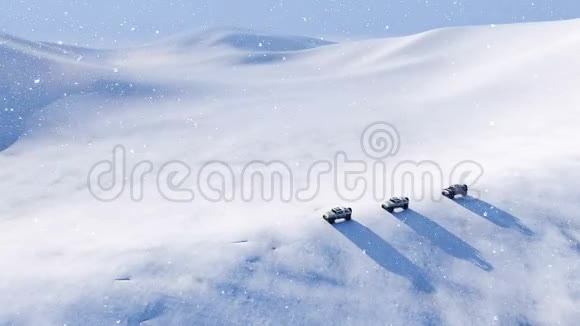 暴风雪4K雪漠越野车视频的预览图