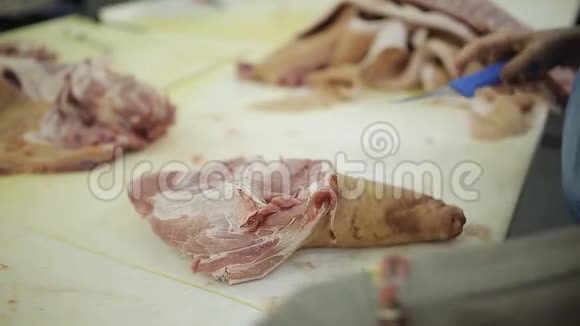 肉制品厂肉切肉店食品工业中的肉类加工肉类加工厂生产线视频的预览图