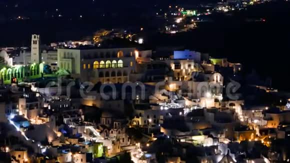圣托里尼菲拉镇夜间超光速视频的预览图