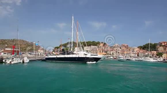 西班牙马洛卡岛索勒港游艇视频的预览图
