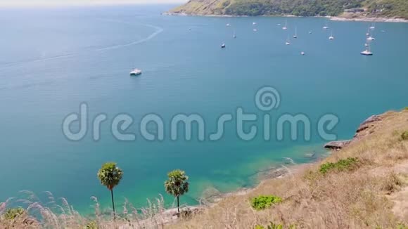 泰国普吉岛热带岛屿的海洋景观视频的预览图