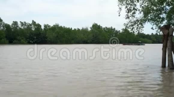 越南湄公河流域越南传统帆船视频的预览图