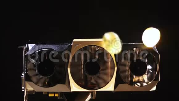 比特币系统创建的冷却器模型的慢速运动视频的预览图