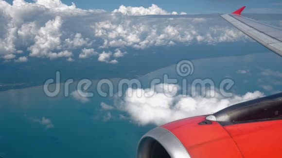 飞机机翼涡轮乘客舷窗视频的预览图