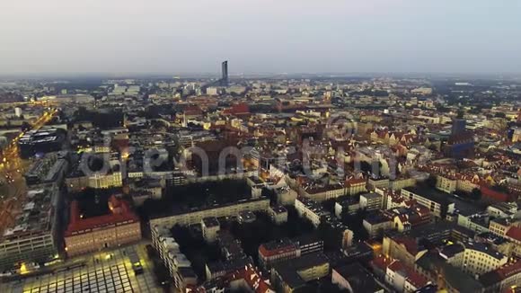 欧洲文化之都沃罗克劳的空中镜头中心视频的预览图